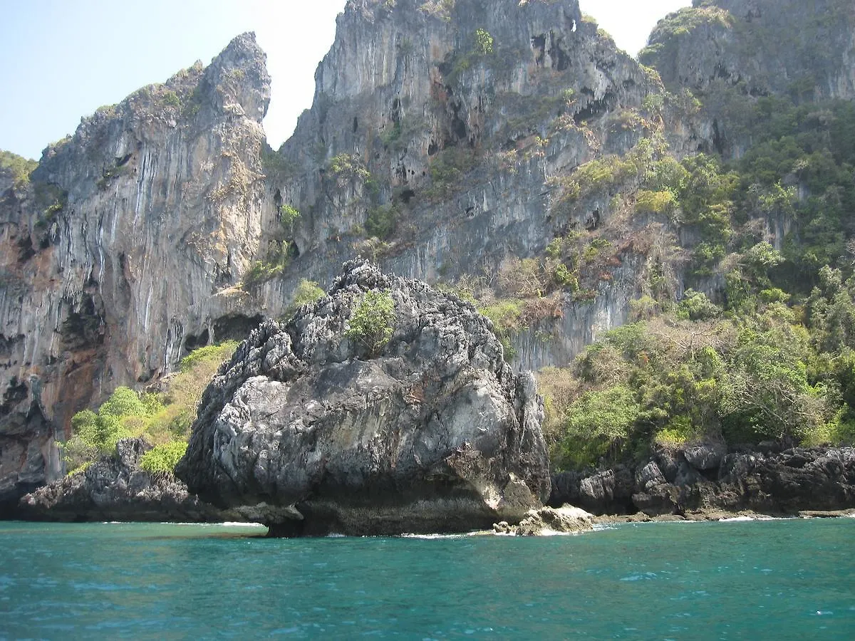 Phi Phi Sea And Hill Resort Thailand