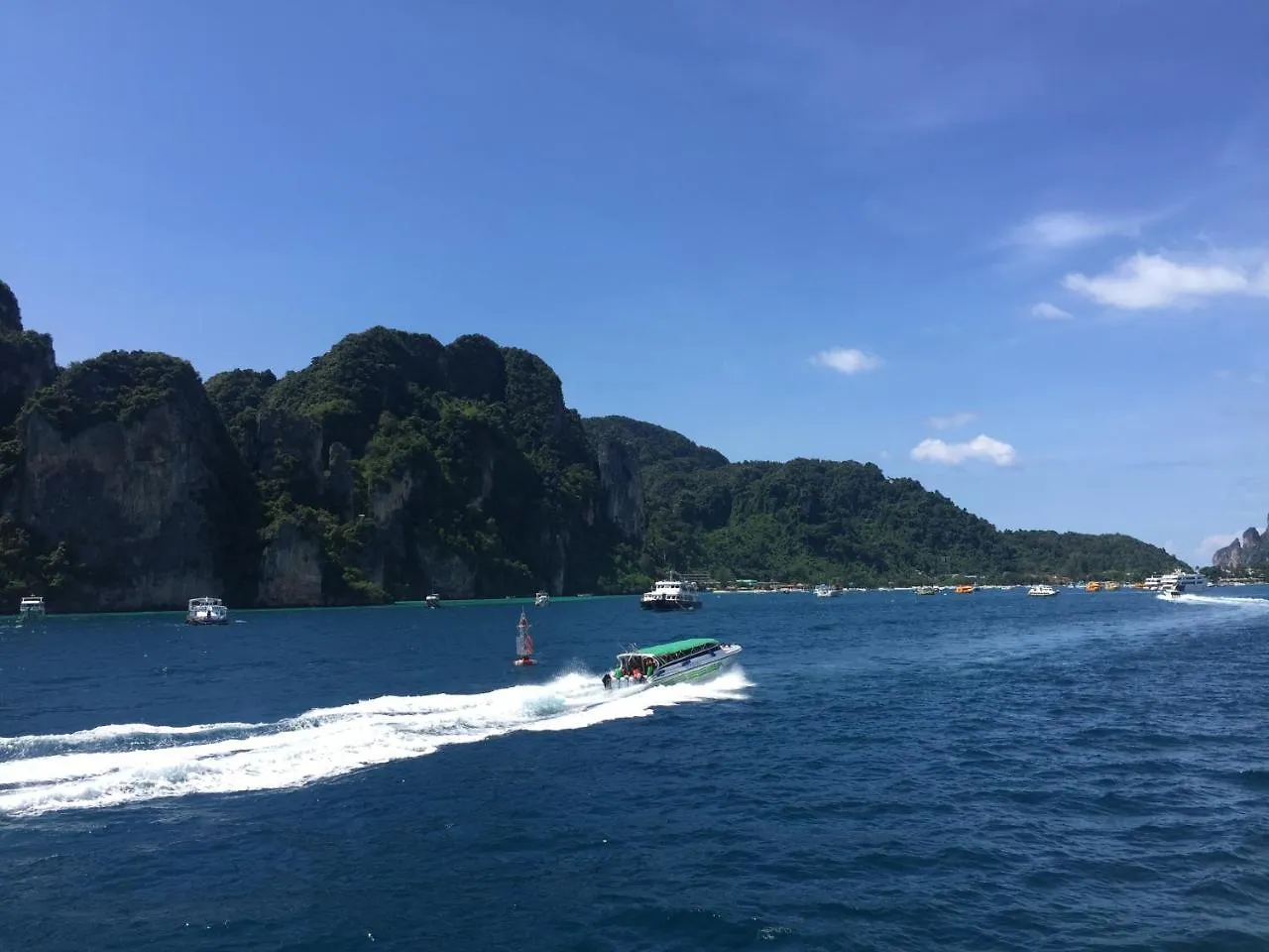 Phi Phi Sea And Hill Resort